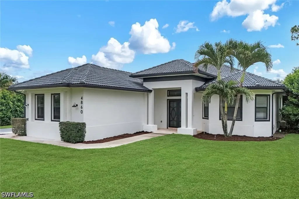 4860 12th Street NE Naples FL 34120