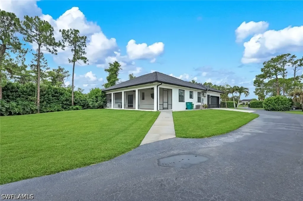 4860 12th Street NE Naples FL 34120