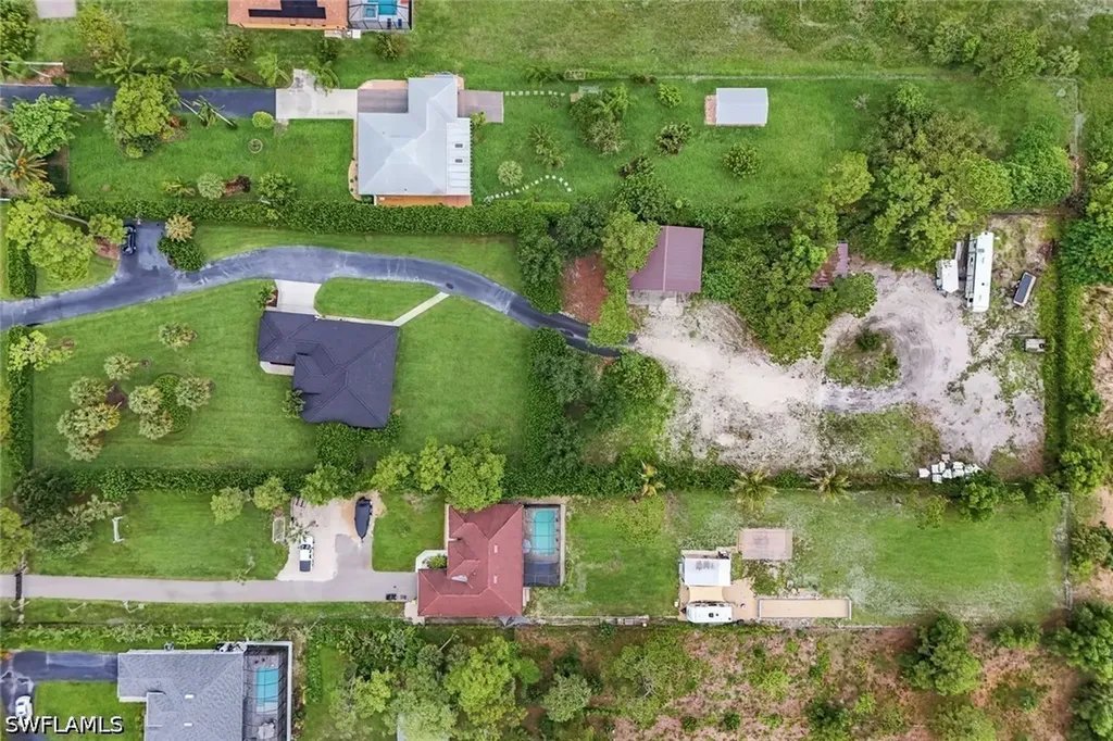 4860 12th Street NE Naples FL 34120