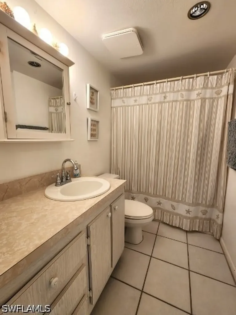2000 Alamanda Drive Naples FL 34102