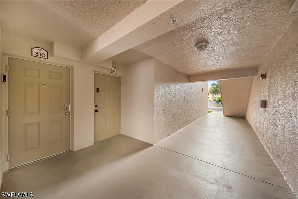 8235 Ibis Club Drive Naples FL 34104