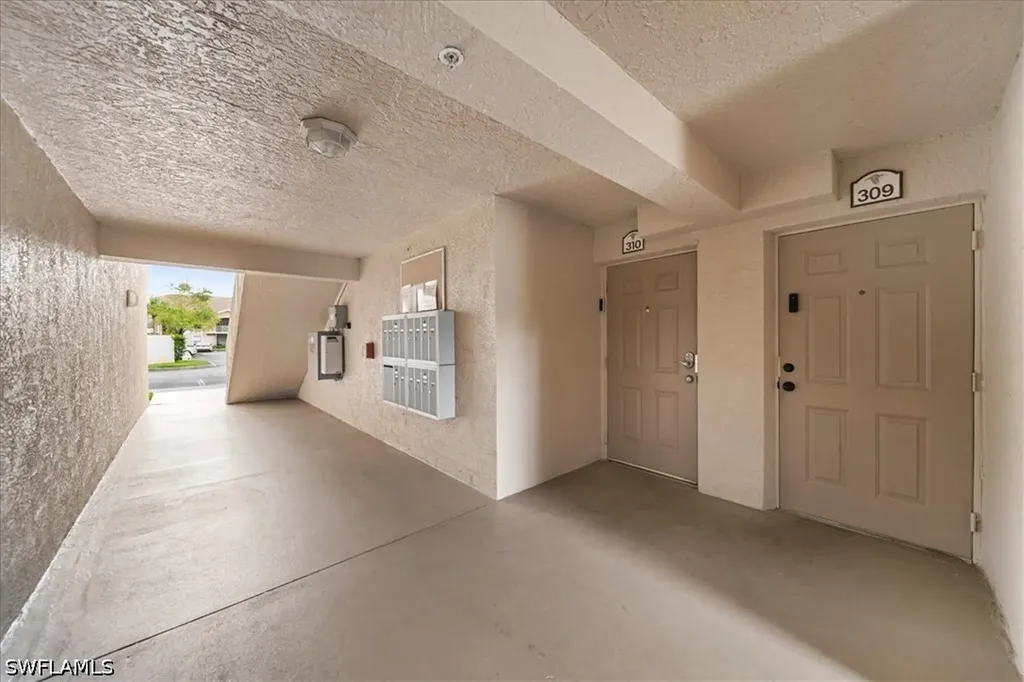 8235 Ibis Club Drive Naples FL 34104