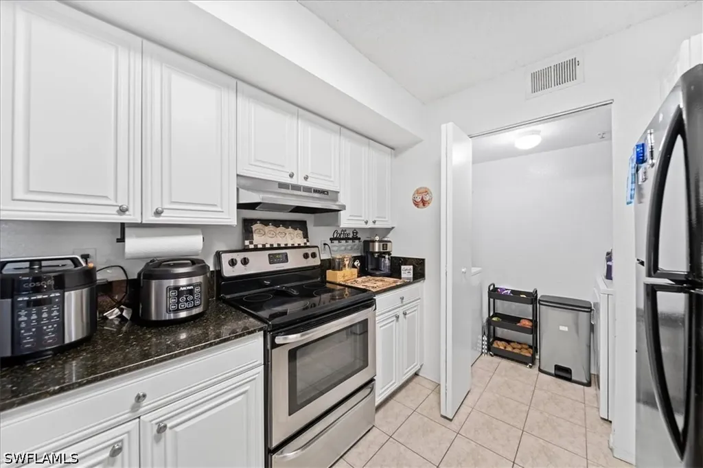 8235 Ibis Club Drive Naples FL 34104