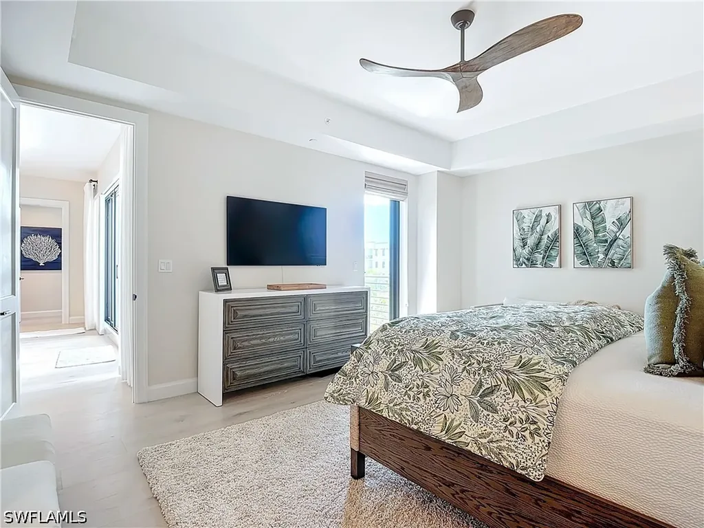1125 Central Avenue Naples FL 34102