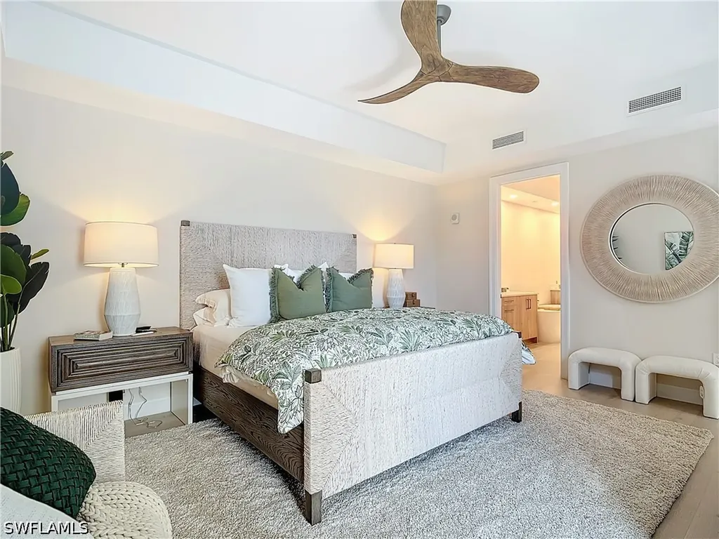 1125 Central Avenue Naples FL 34102