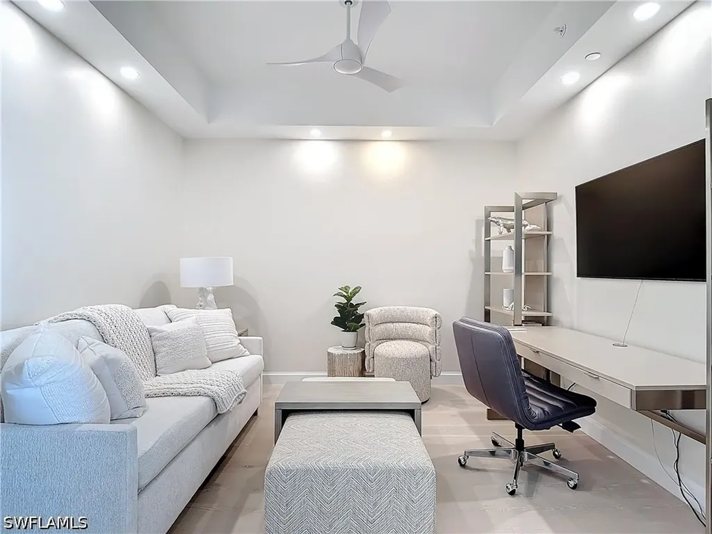 1125 Central Avenue Naples FL 34102