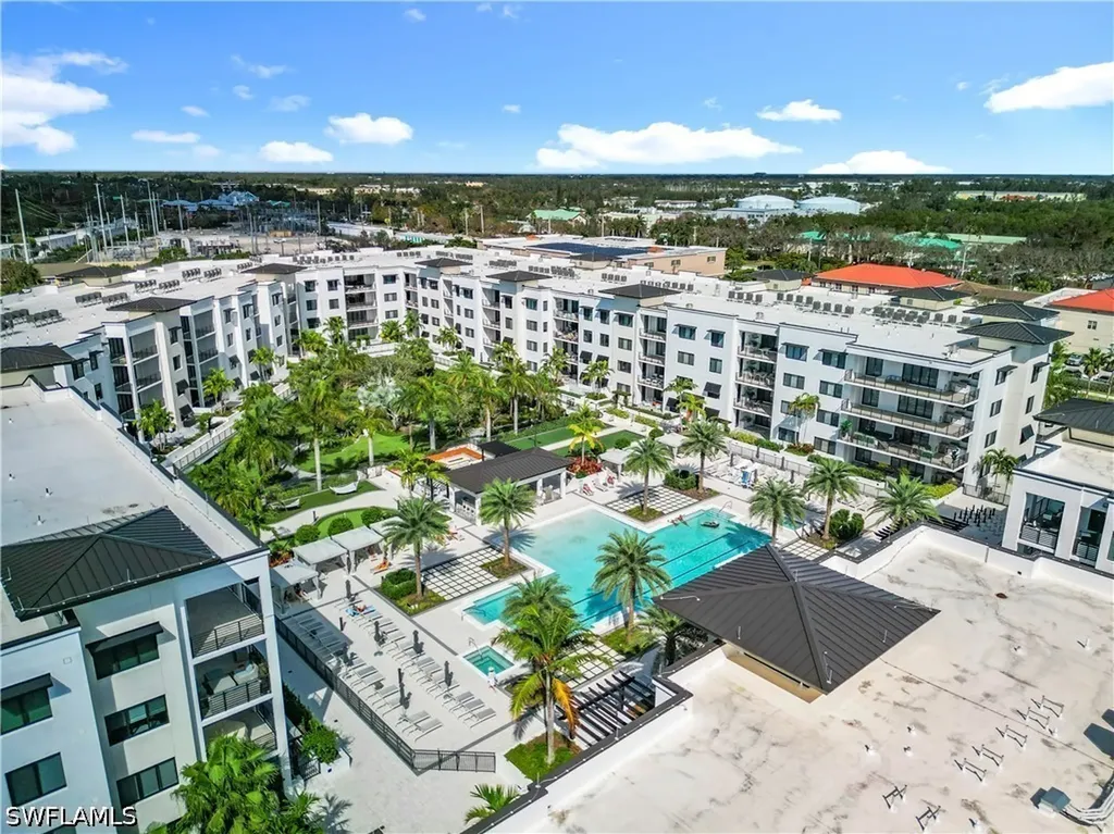 1125 Central Avenue Naples FL 34102
