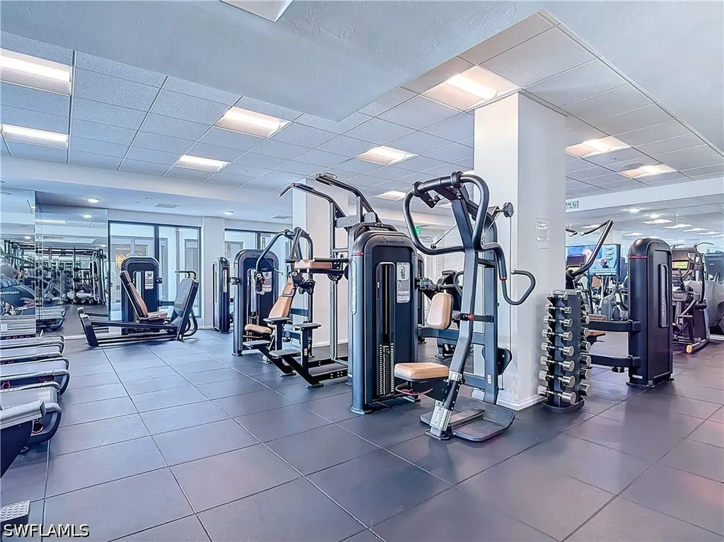 1125 Central Avenue Naples FL 34102