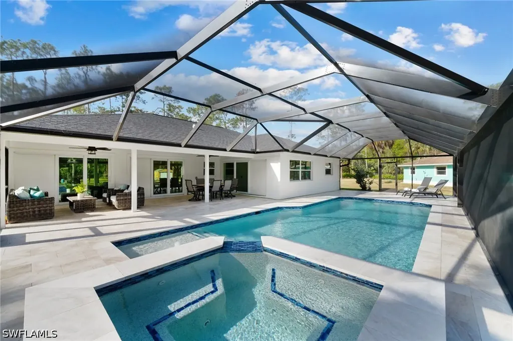 5015 Mahogany Ridge Drive Naples FL 34119