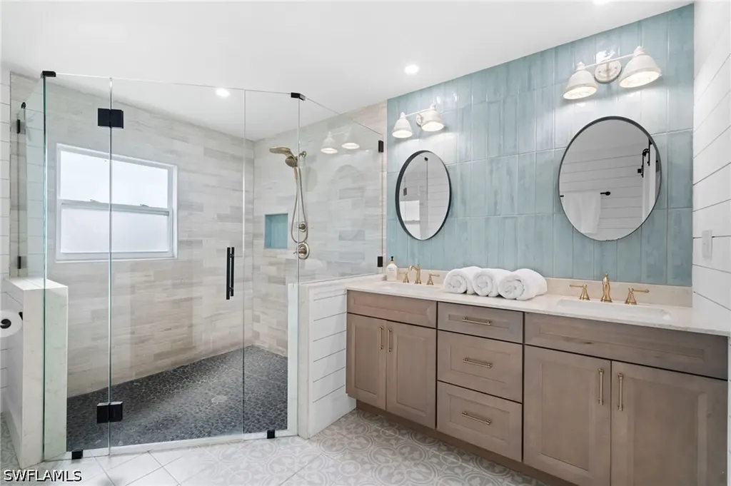 5015 Mahogany Ridge Drive Naples FL 34119