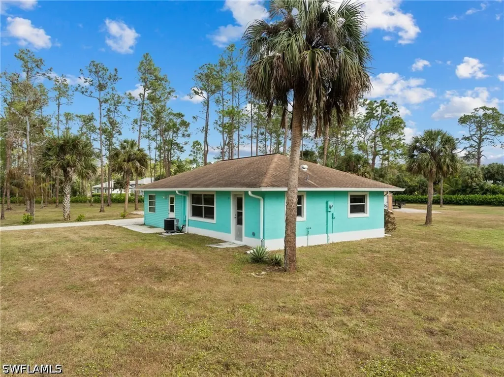 5015 Mahogany Ridge Drive Naples FL 34119