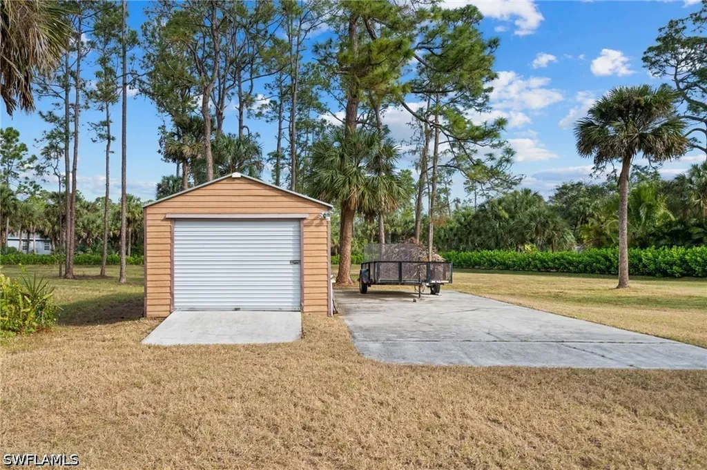 5015 Mahogany Ridge Drive Naples FL 34119