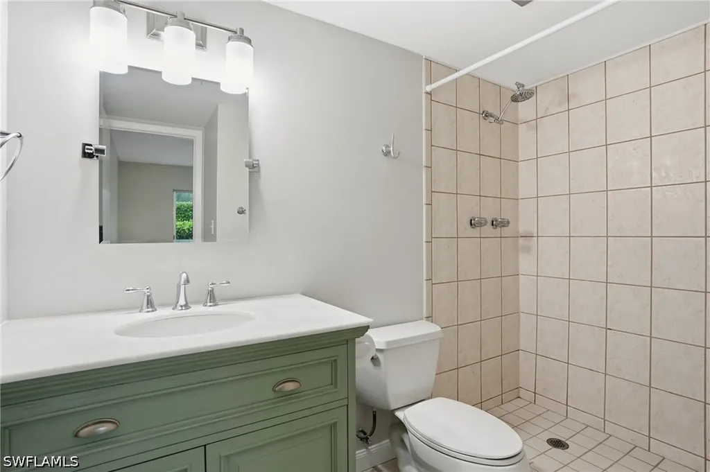 3150 Binnacle Drive Naples FL 34103