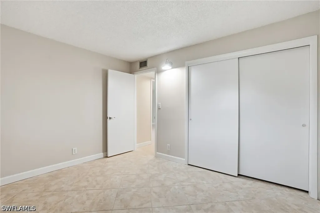 3150 Binnacle Drive Naples FL 34103