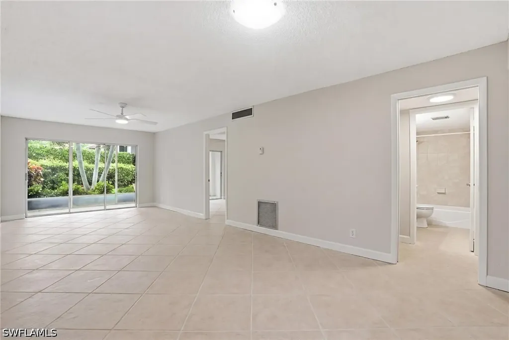 3150 Binnacle Drive Naples FL 34103
