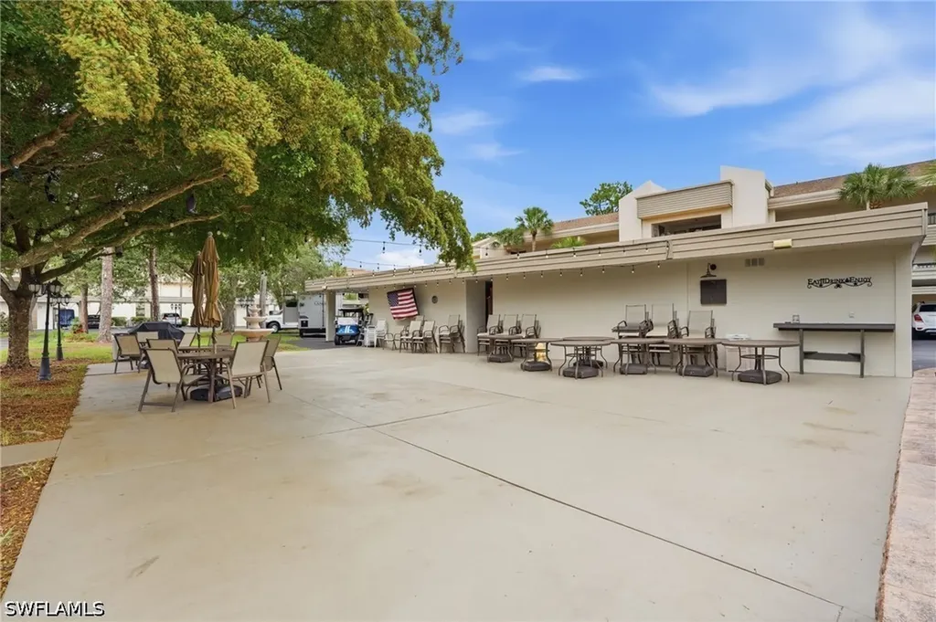 5625 Trailwinds Drive Fort Myers FL 33907