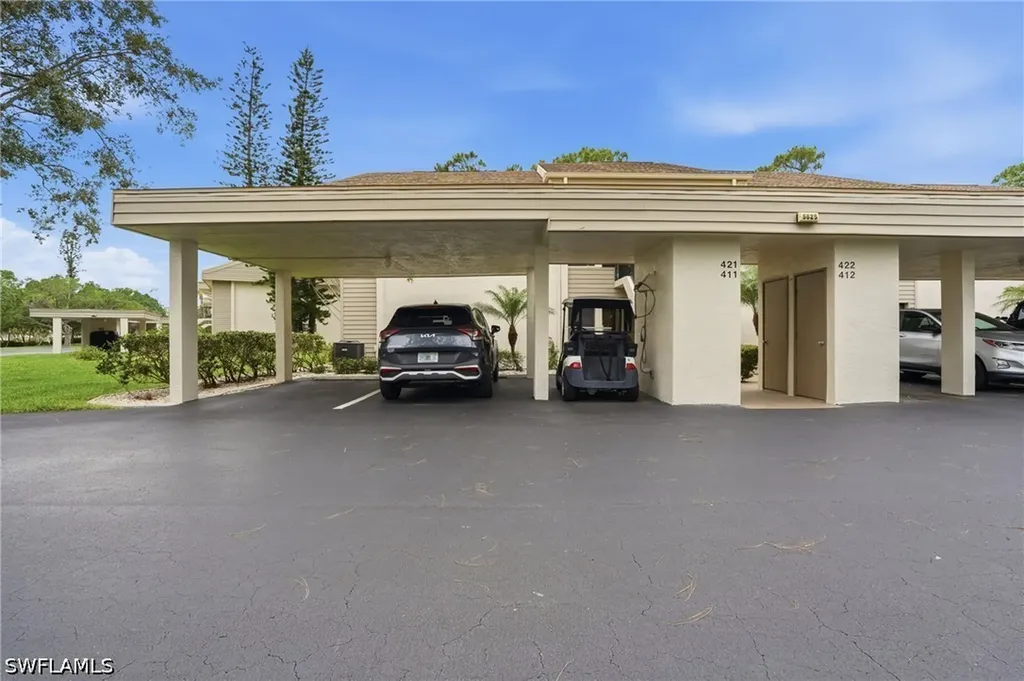 5625 Trailwinds Drive Fort Myers FL 33907