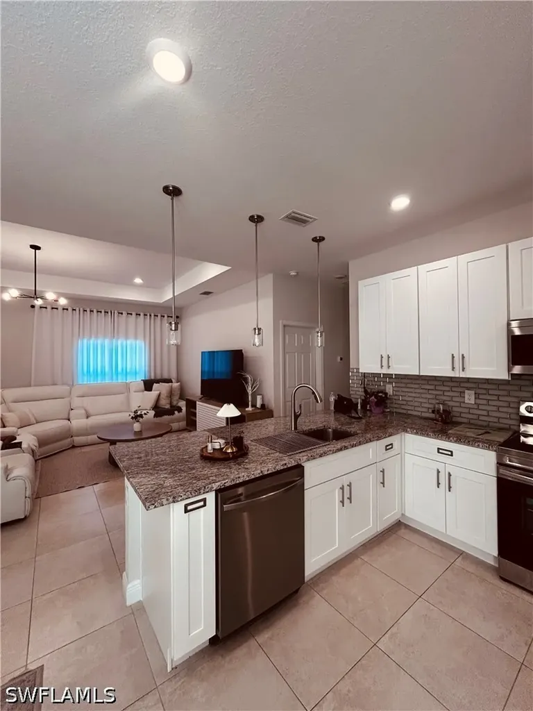501 NW 26th Terrace Cape Coral FL 33993