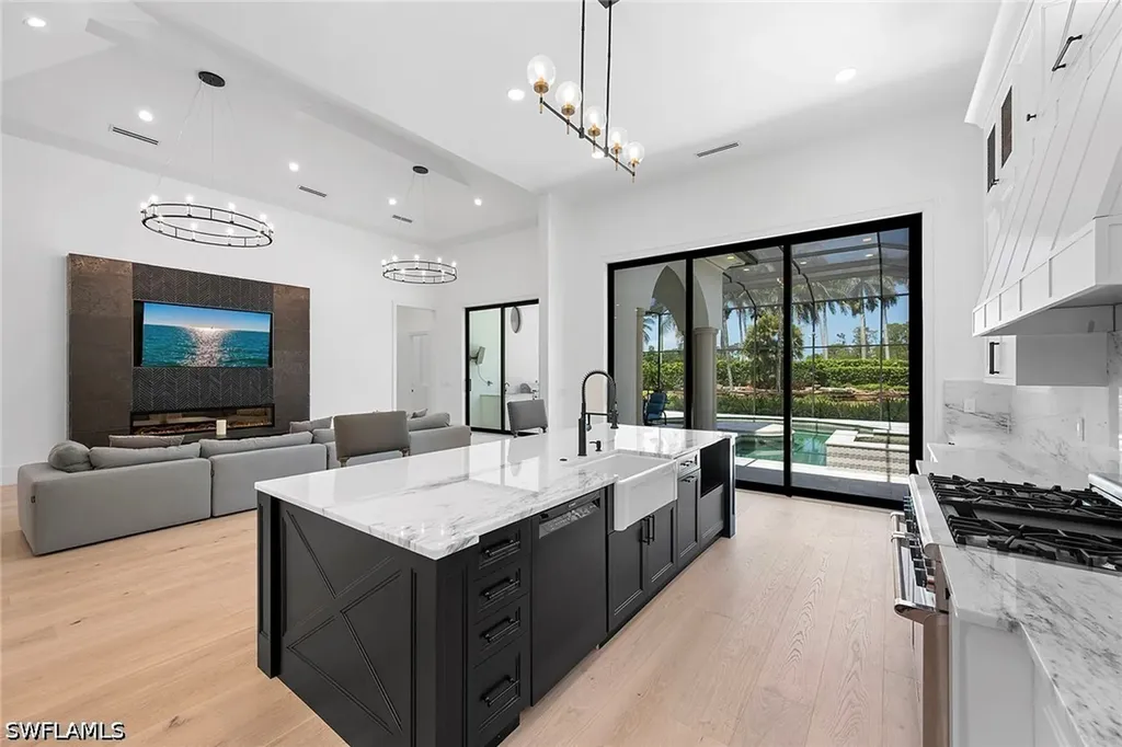 2749 Medallist Lane Naples FL 34109