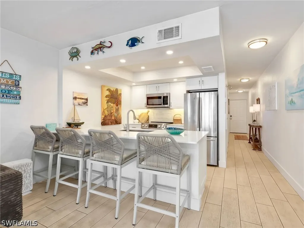 260 Southbay Drive Naples FL 34108