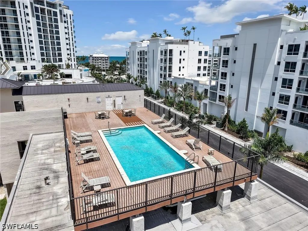 260 Southbay Drive Naples FL 34108
