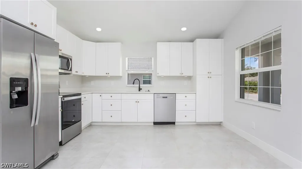 27310 Dortch Avenue Bonita Springs FL 34135