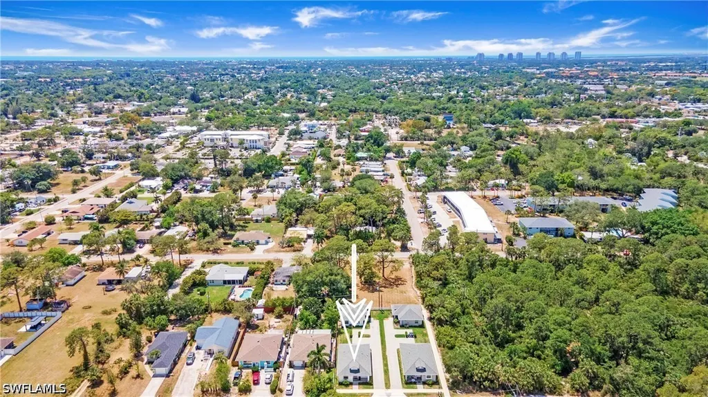27310 Dortch Avenue Bonita Springs FL 34135