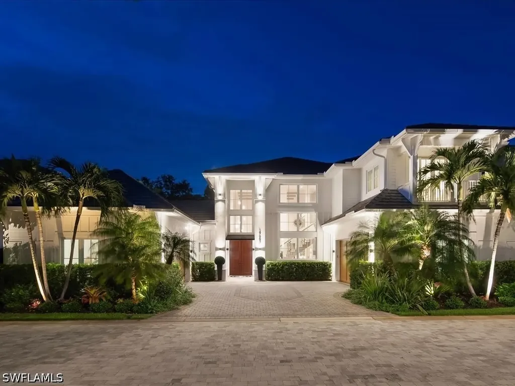 Naples FL, 9193 Mercato Way