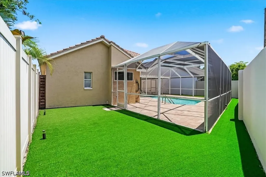 1268 Jardin Drive Naples FL 34104