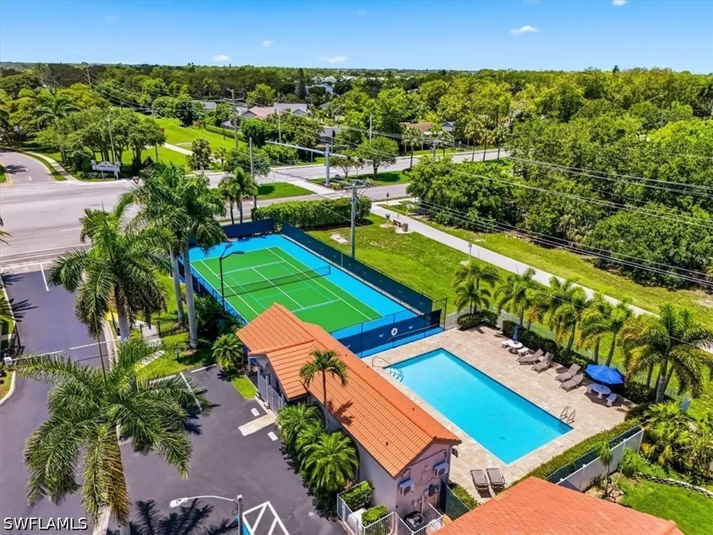 1268 Jardin Drive Naples FL 34104