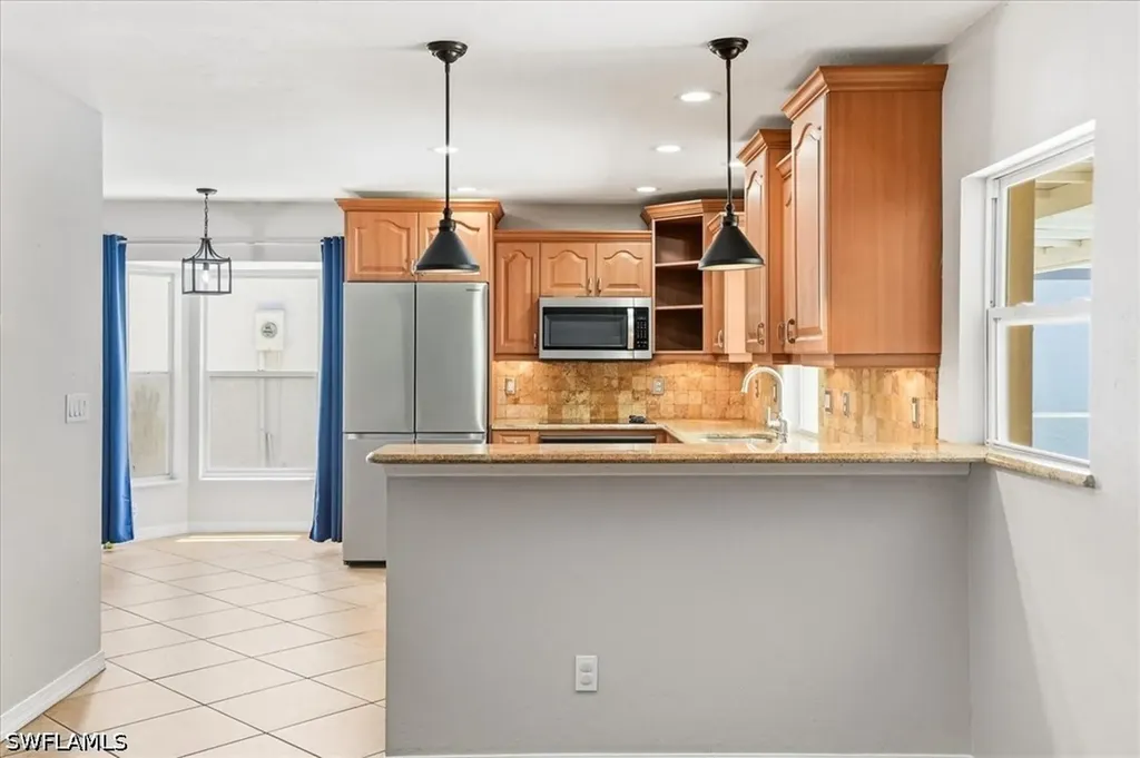 1268 Jardin Drive Naples FL 34104