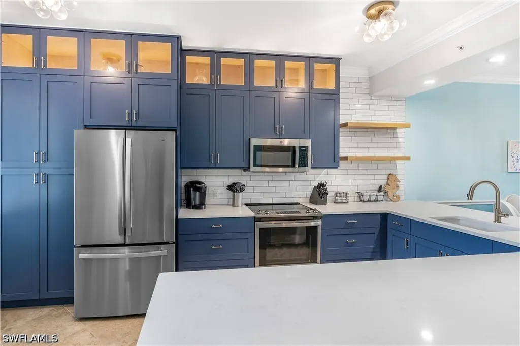 9727 Acqua Court Naples FL 34113