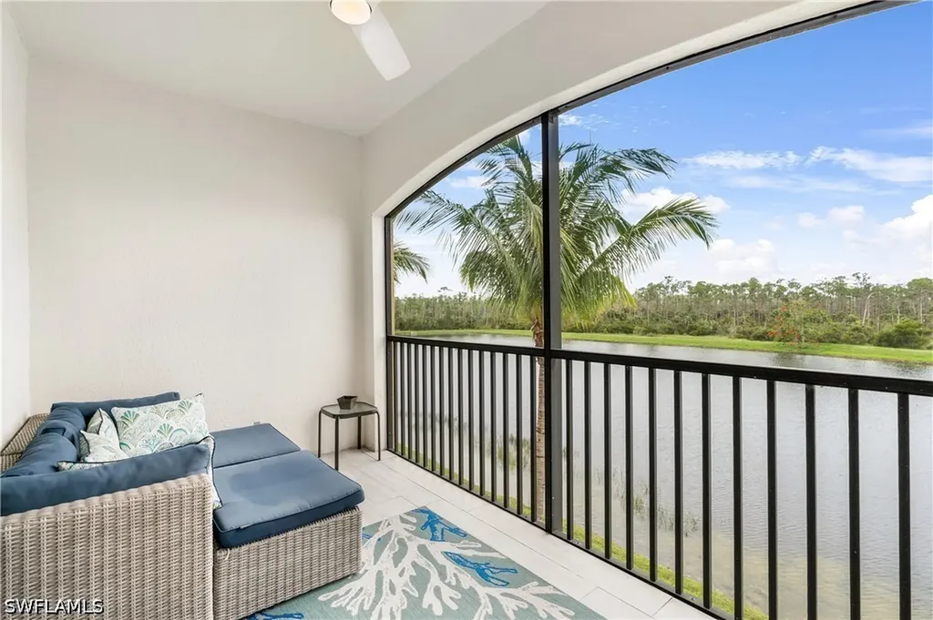9727 Acqua Court Naples FL 34113