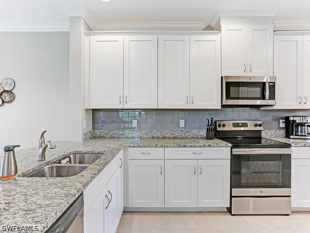9378 Pocida Court Naples FL 34119