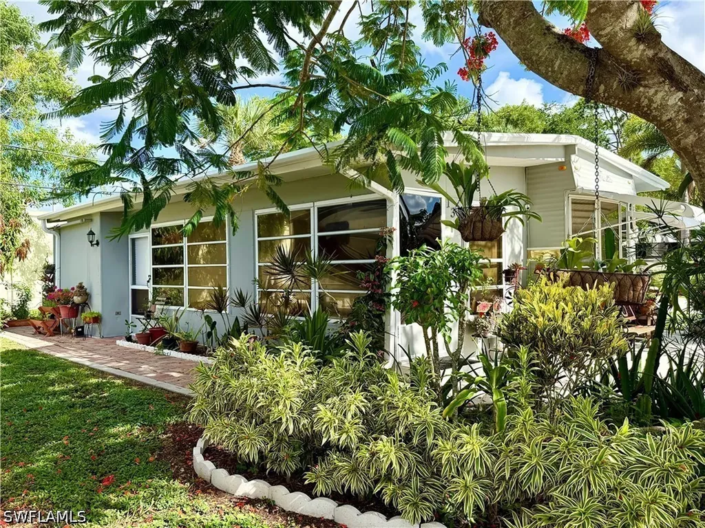 133 Redwood Lane Naples FL 34114