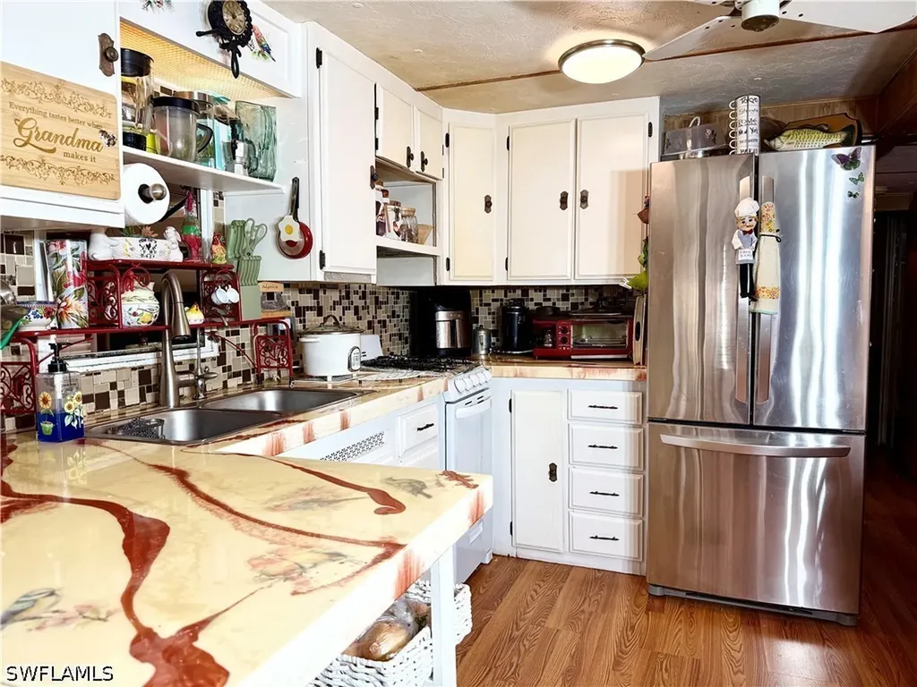 133 Redwood Lane Naples FL 34114