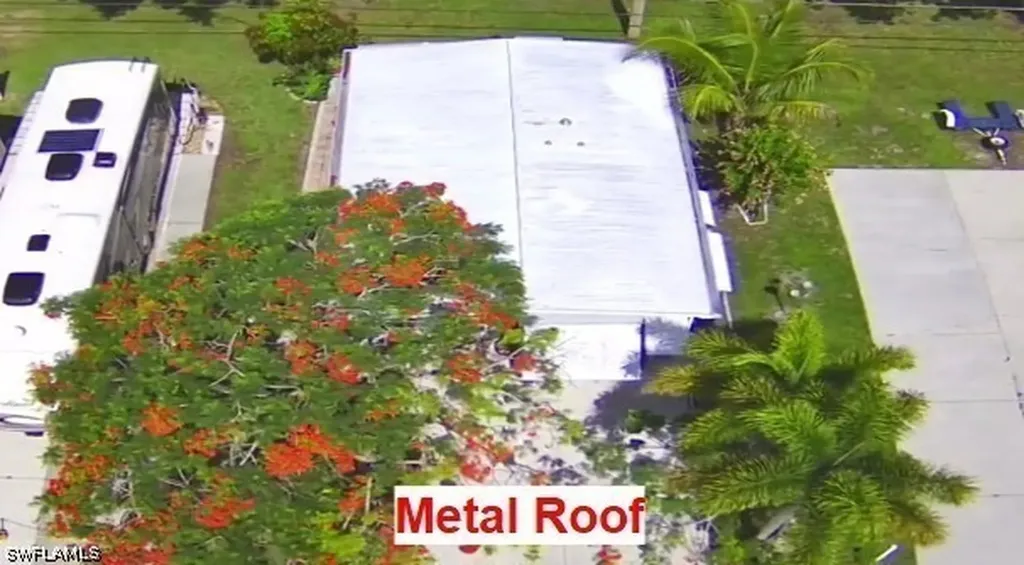 133 Redwood Lane Naples FL 34114