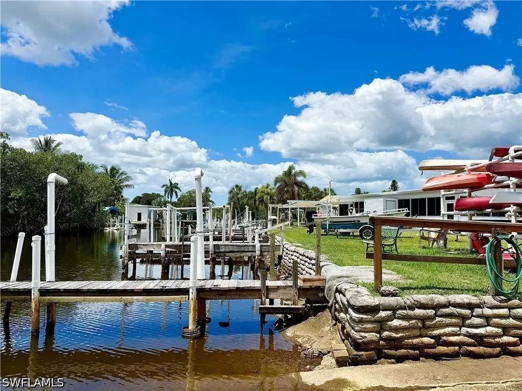133 Redwood Lane Naples FL 34114