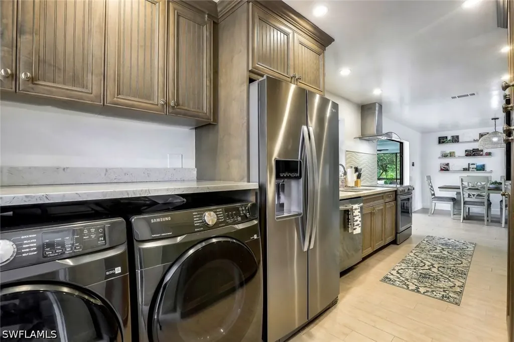 387 S Heathwood Drive Marco Island FL 34145
