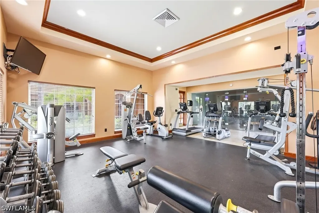 1240 Wildwood Lakes Boulevard Naples FL 34104