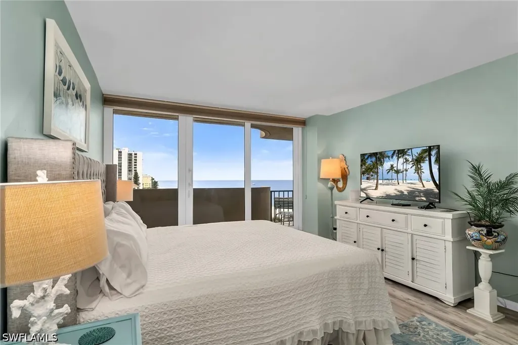 4001 Gulf Shore Boulevard N Naples FL 34103