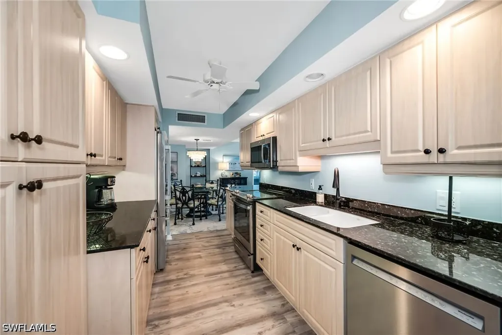 4001 Gulf Shore Boulevard N Naples FL 34103