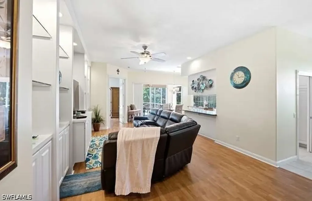 6000 Via Bella Court Naples FL 34109