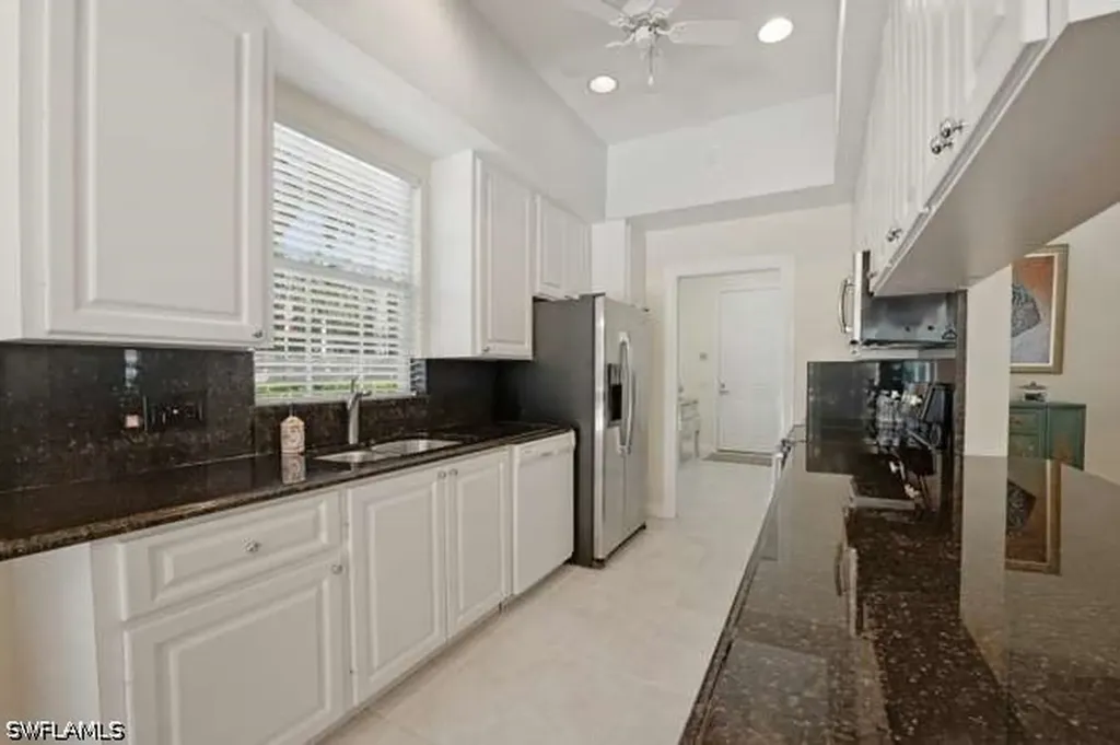 6000 Via Bella Court Naples FL 34109