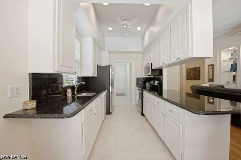 6000 Via Bella Court Naples FL 34109