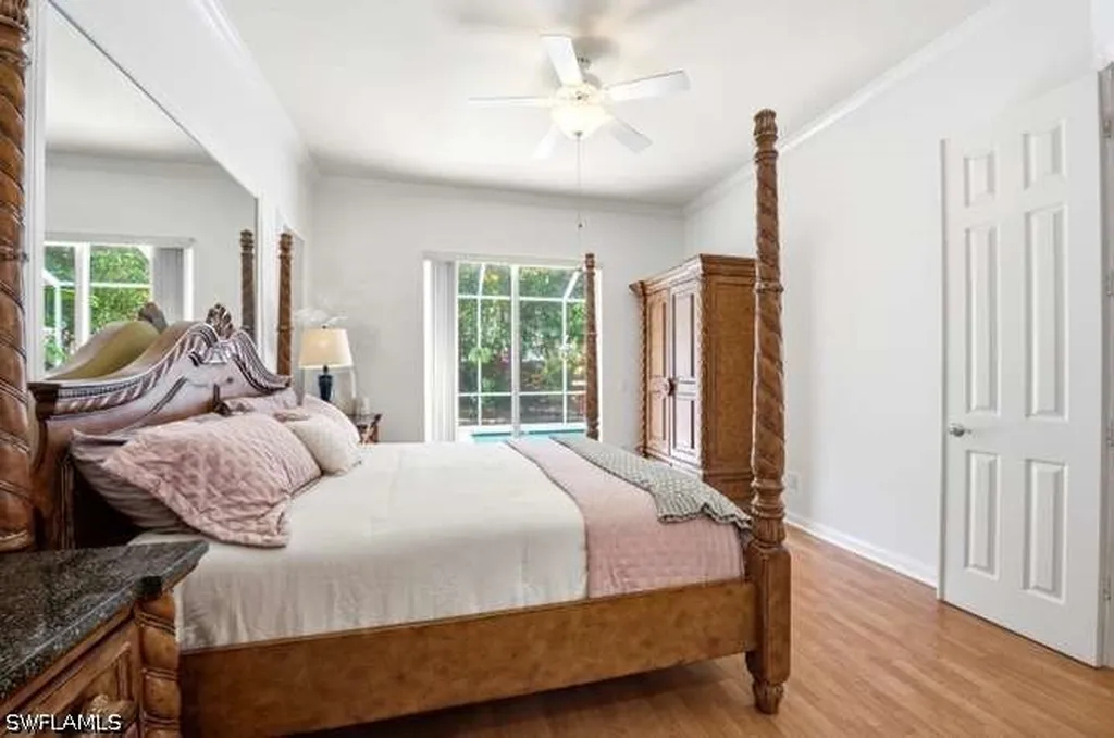 6000 Via Bella Court Naples FL 34109