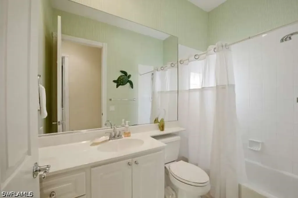 6000 Via Bella Court Naples FL 34109