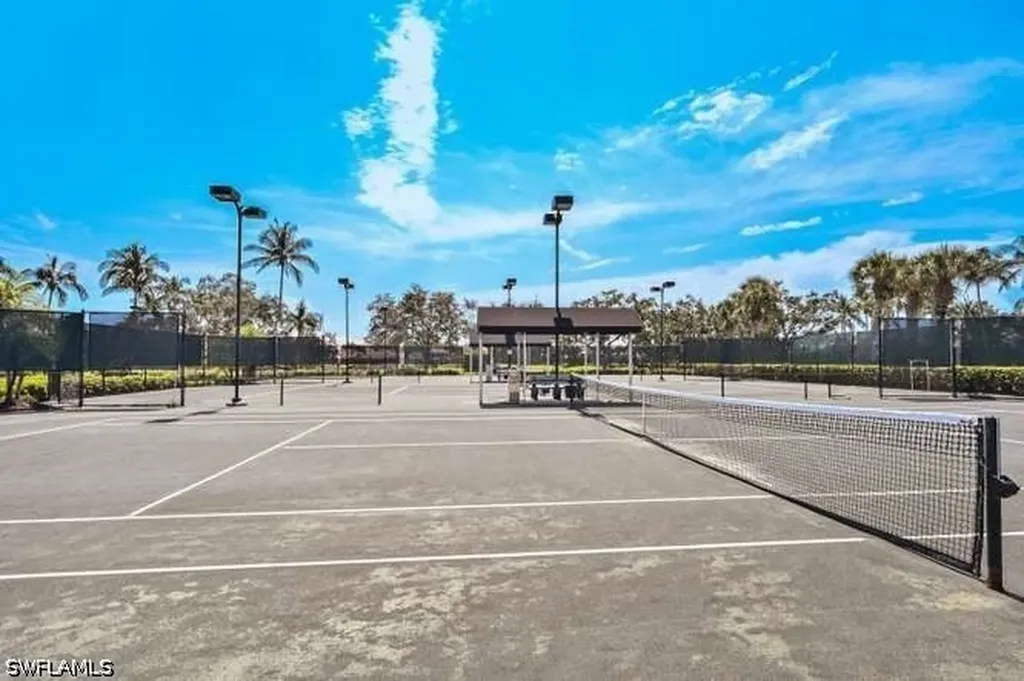 6000 Via Bella Court Naples FL 34109