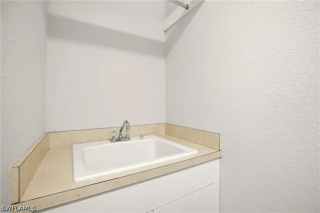 9204 Quartz Lane Naples FL 34120