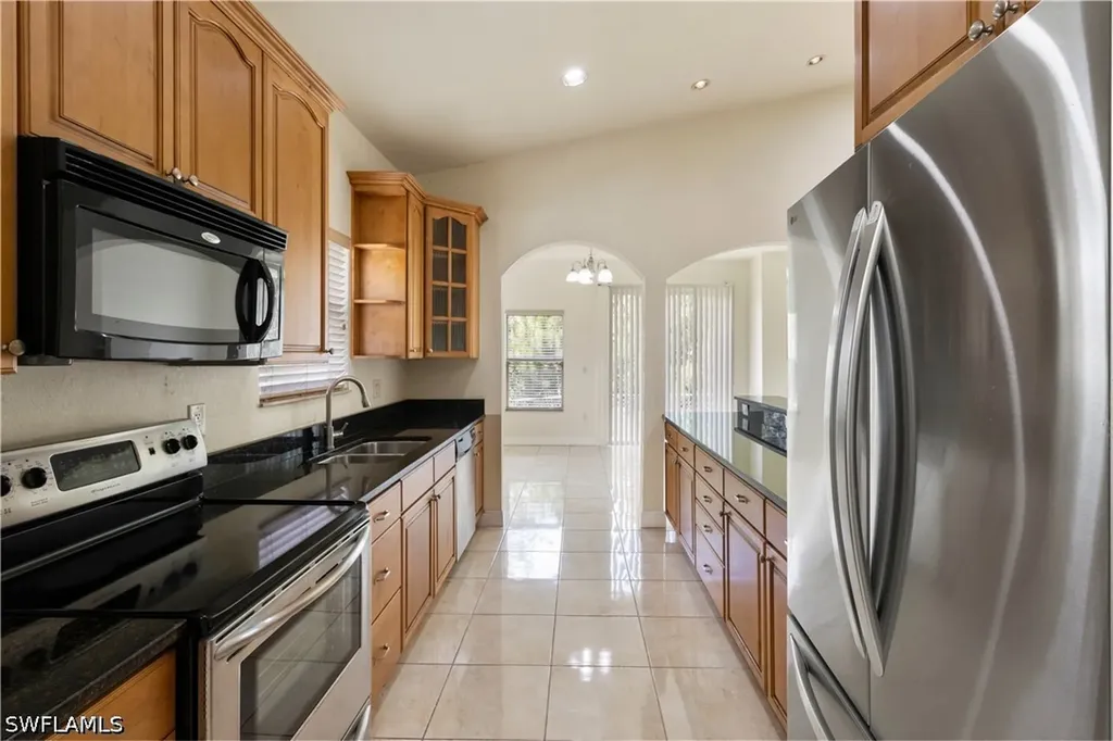 2495 62nd Avenue NE Naples FL 34120